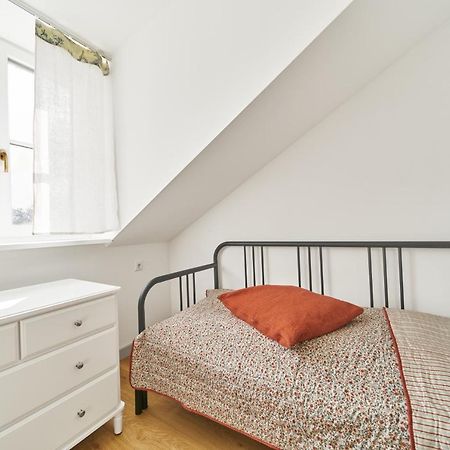 Modern Two-Bedroom Apartment, Vilnius City Centre Exterior photo